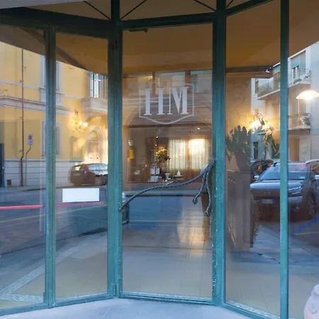 Moderno Hotel 2*