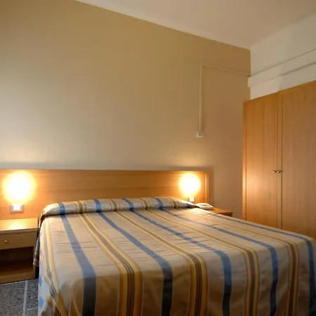 Moderno Hotel Piza