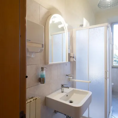 Hotel Moderno 2*