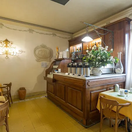 Hotel Moderno