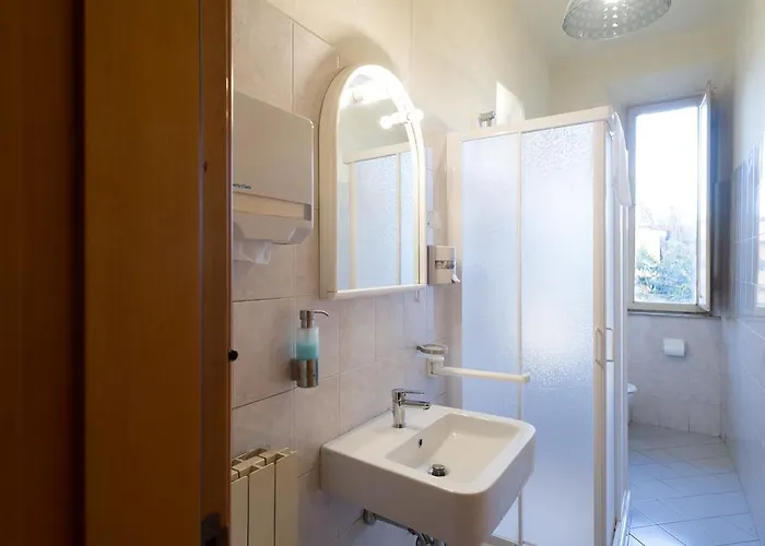 Hotel Moderno 2*