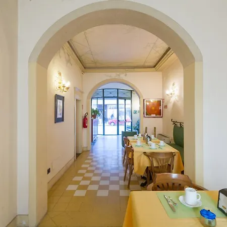 Moderno Hotell Pisa