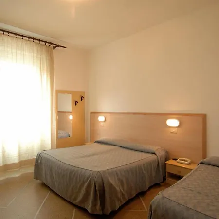 Moderno Hotell 2*