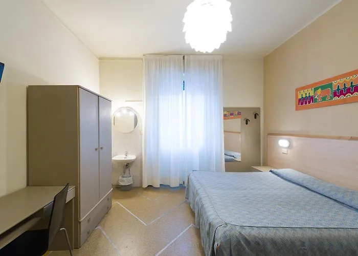 Moderno Hotell 2*