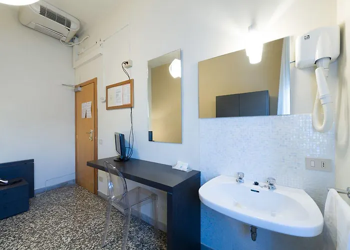 Hotel Moderno Pisa