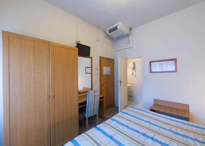 Hotel Moderno Pisa