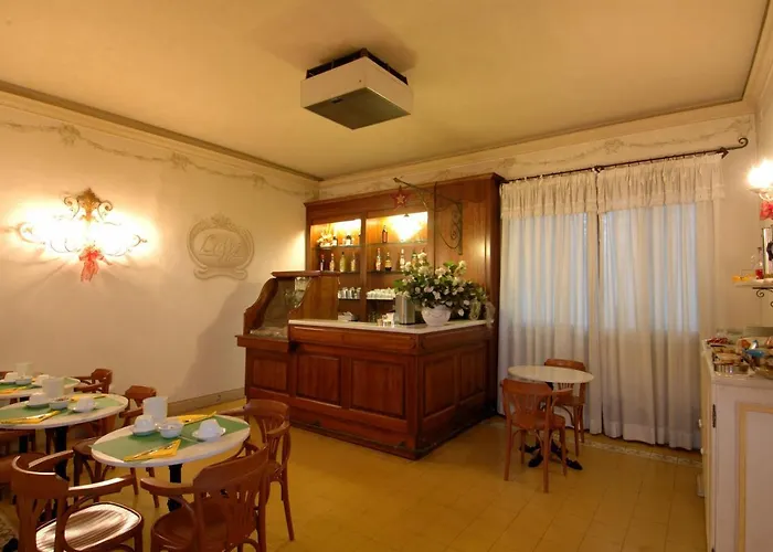 Hotel Moderno Pisa